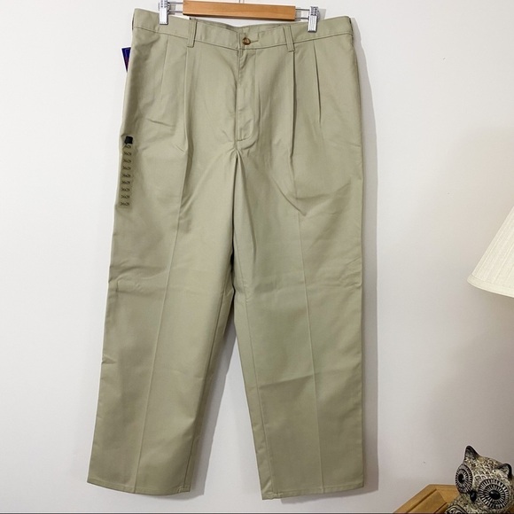 Ivy Crew Men’s 2 Pleat 36X29 Khaki, Business Casual Pants New with Tags - Picture 1 of 9